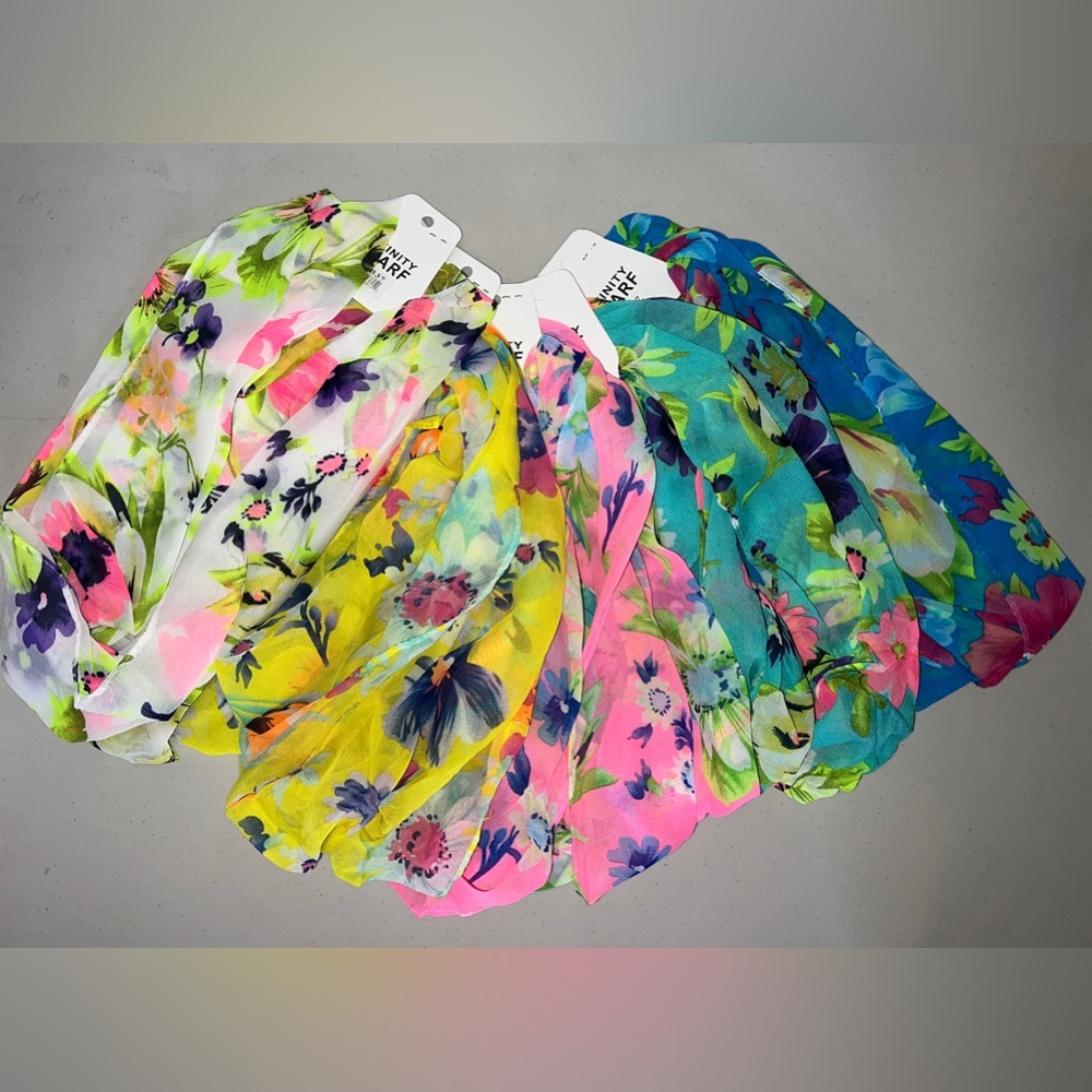 💐 NWT! Bright Colored Sheer Infinity Scarf